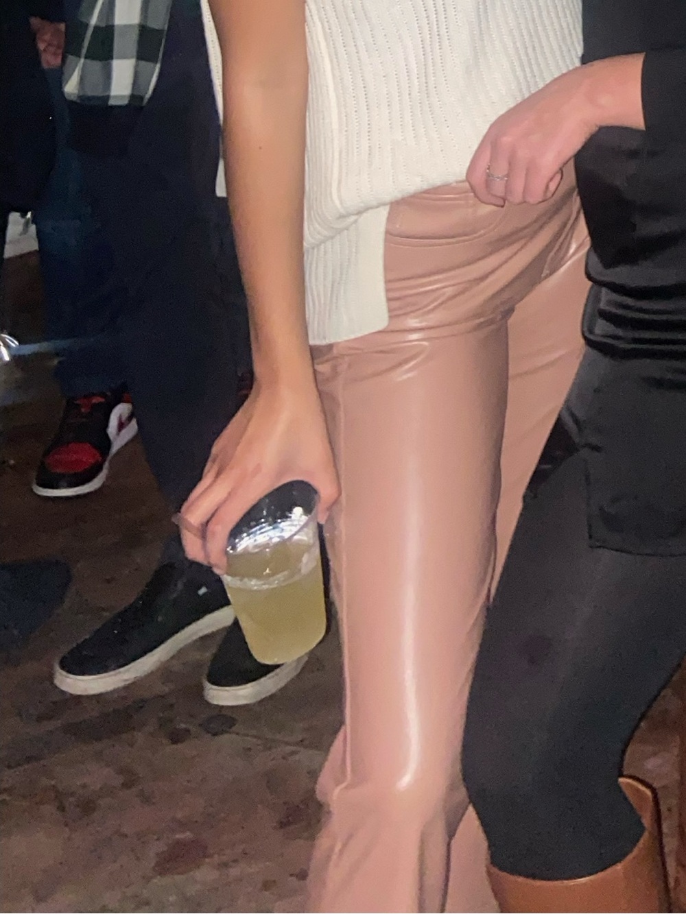 Abercrombie & Fitch The ‘90s Straight Ultra High Rise leather pant
